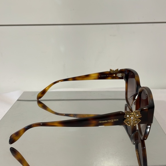 ALEXANDER MCQUEEN BUTTERFLY AM0370S-002 WOMEN'S SUNGLASSES - Picture 9 of 12